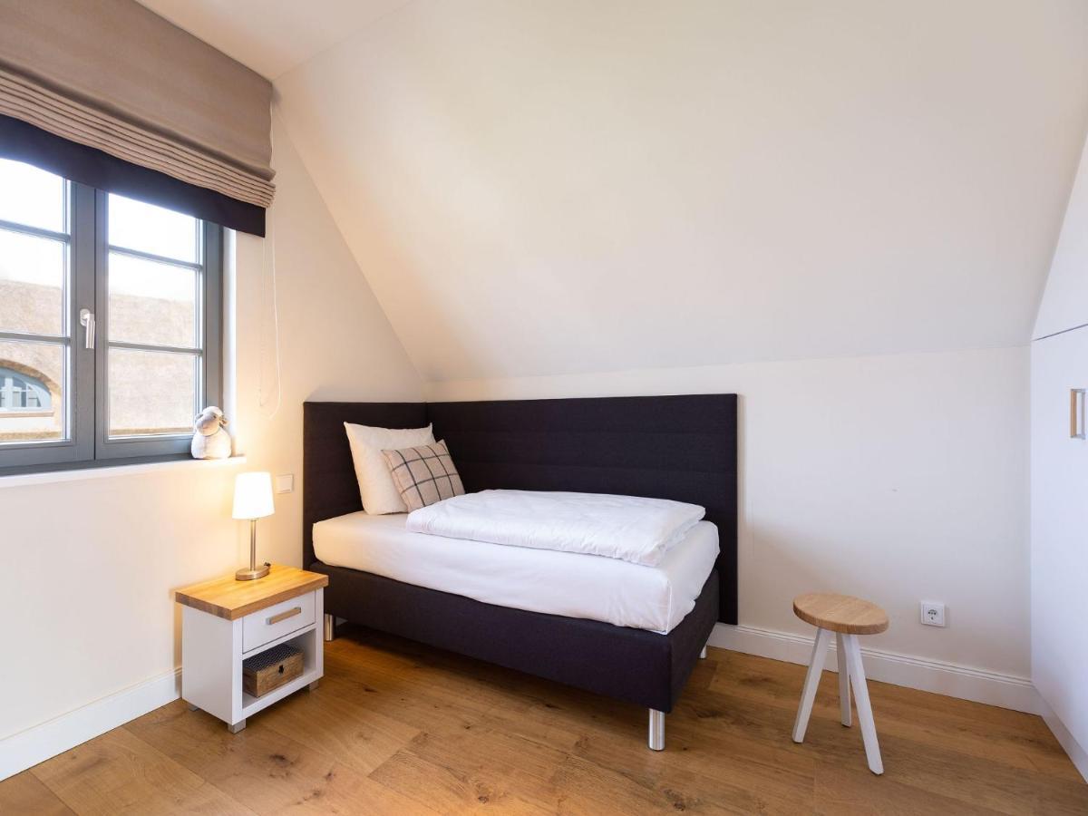 Reetland Am Meer - Premium Reetdachvilla Mit 2 Schlafzimmern, Sauna Und Kamin E04 Dranske Esterno foto